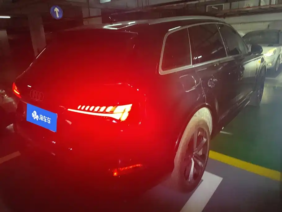 Audi Q7 55 TFSI quattro S line Sport