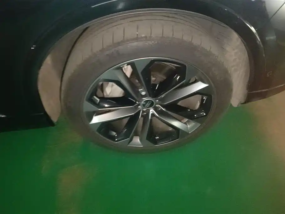Audi Q7 55 TFSI quattro S line Sport