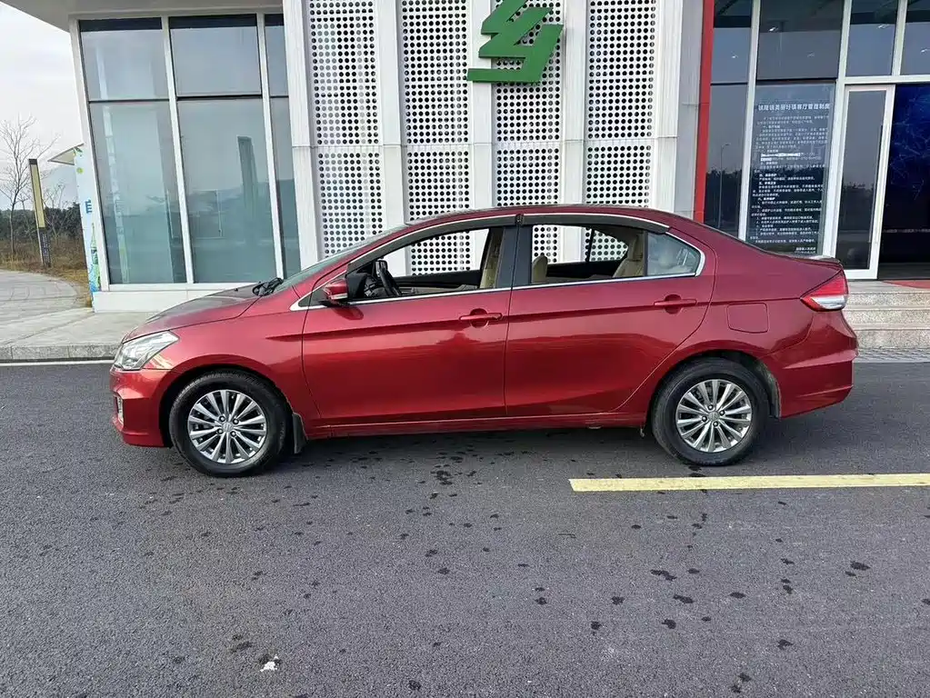 Alivio 1.6 L Auto Comfort Enjoyment