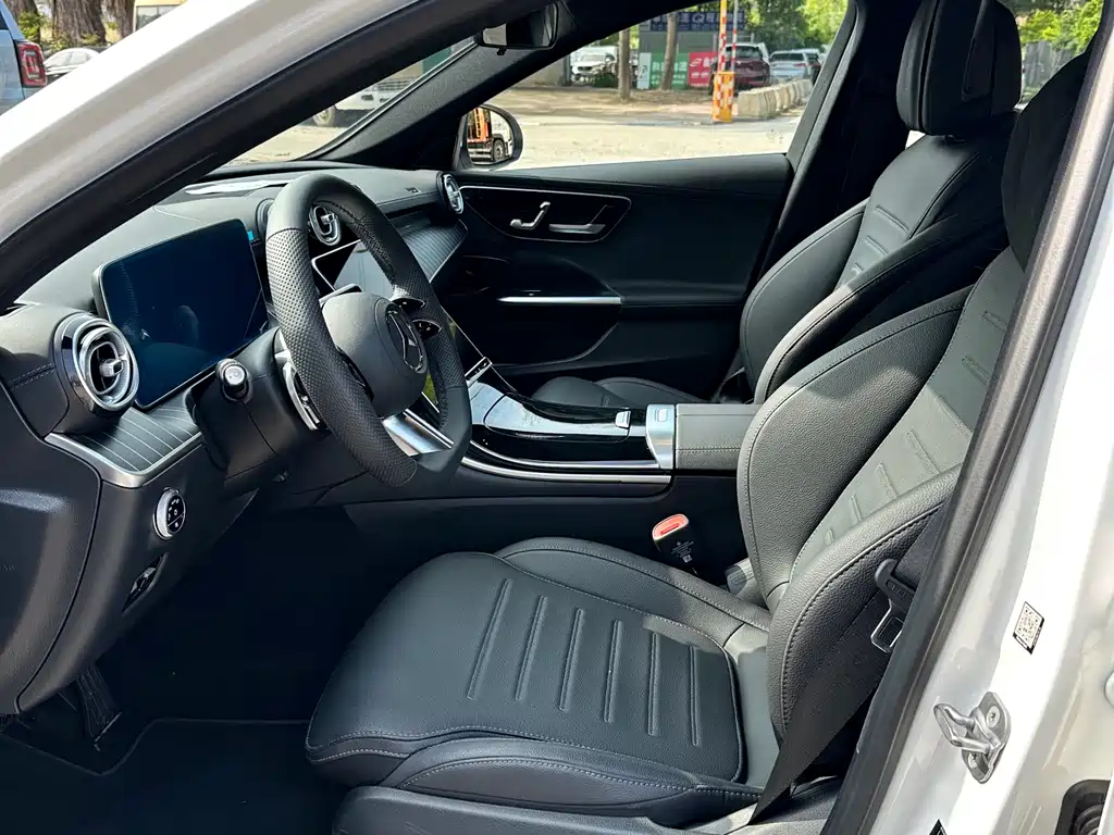 Mercedes-Benz C-Class C 260 L Sport