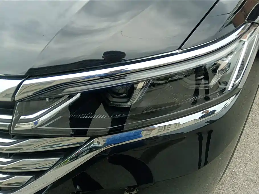 Viloran 380 TSI Supreme Speed