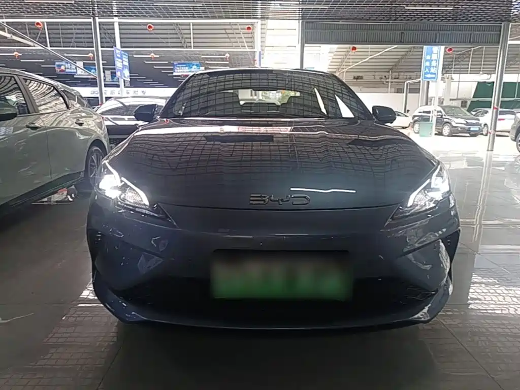 Seal 05 DM-i DM-i Smart Drive 120 KM Flagship