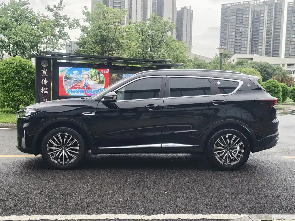 Jetour X70 PLUS 1.5 T CVT Self-Reliance MAX 7-seat