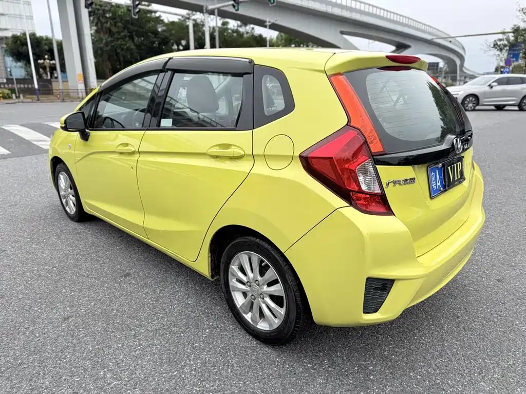 Fit 1.5 L LX CVT Comfort