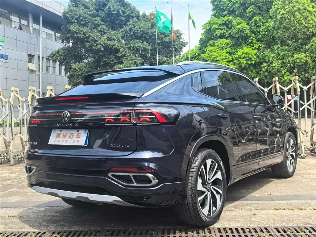 Tayron X 330 TSI 2 WD Distinguished High Energy