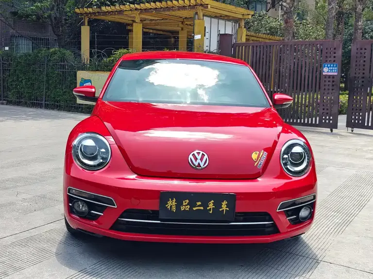 Volkswagen Beetle 180 TSI Comfort Joy