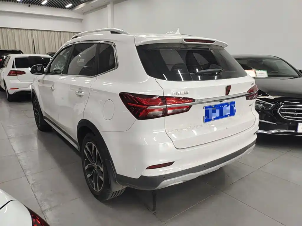 Roewe RX5 20 T 2 WD Auto Internet Smart Enjoyment