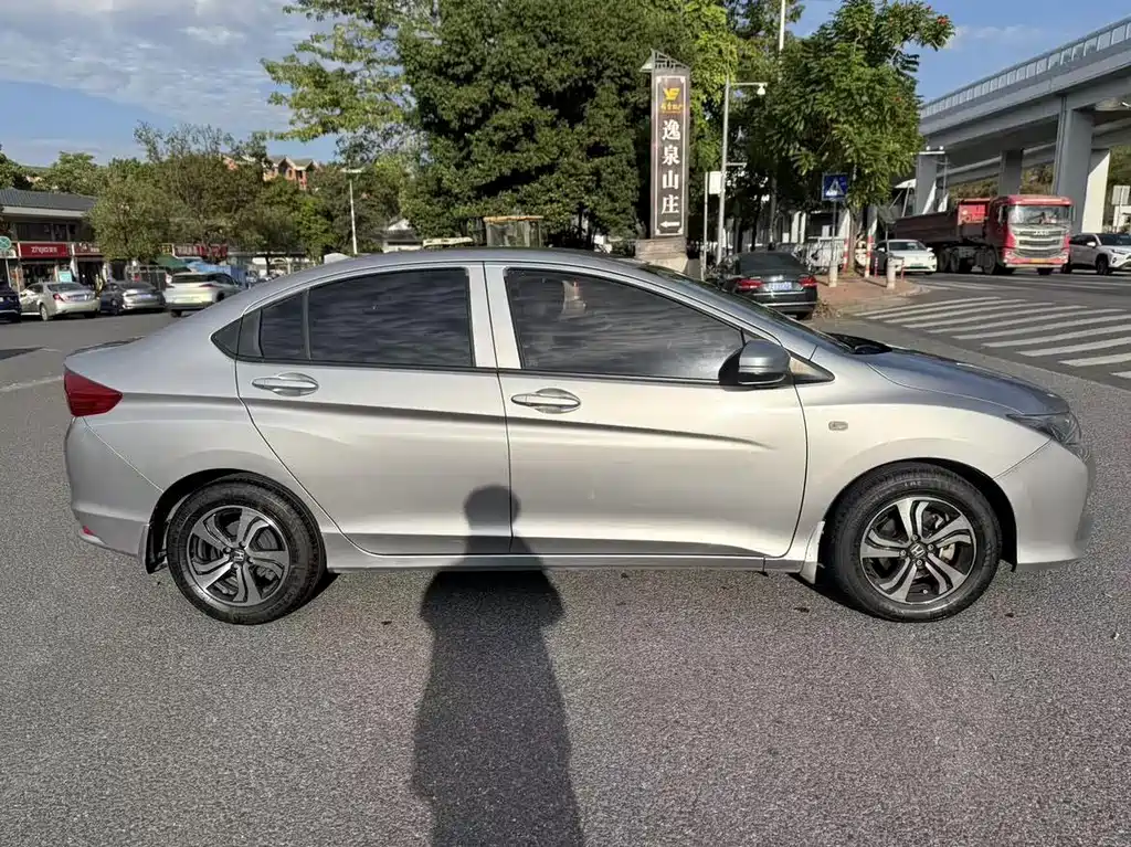 City 1.5 L CVT Comfort
