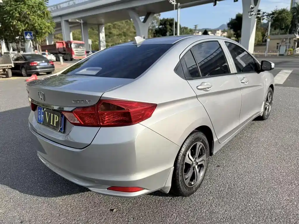 City 1.5 L CVT Comfort