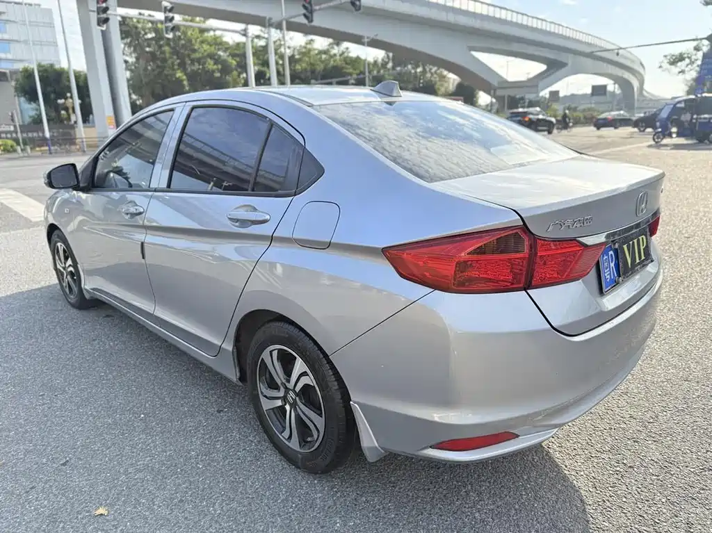 City 1.5 L CVT Comfort