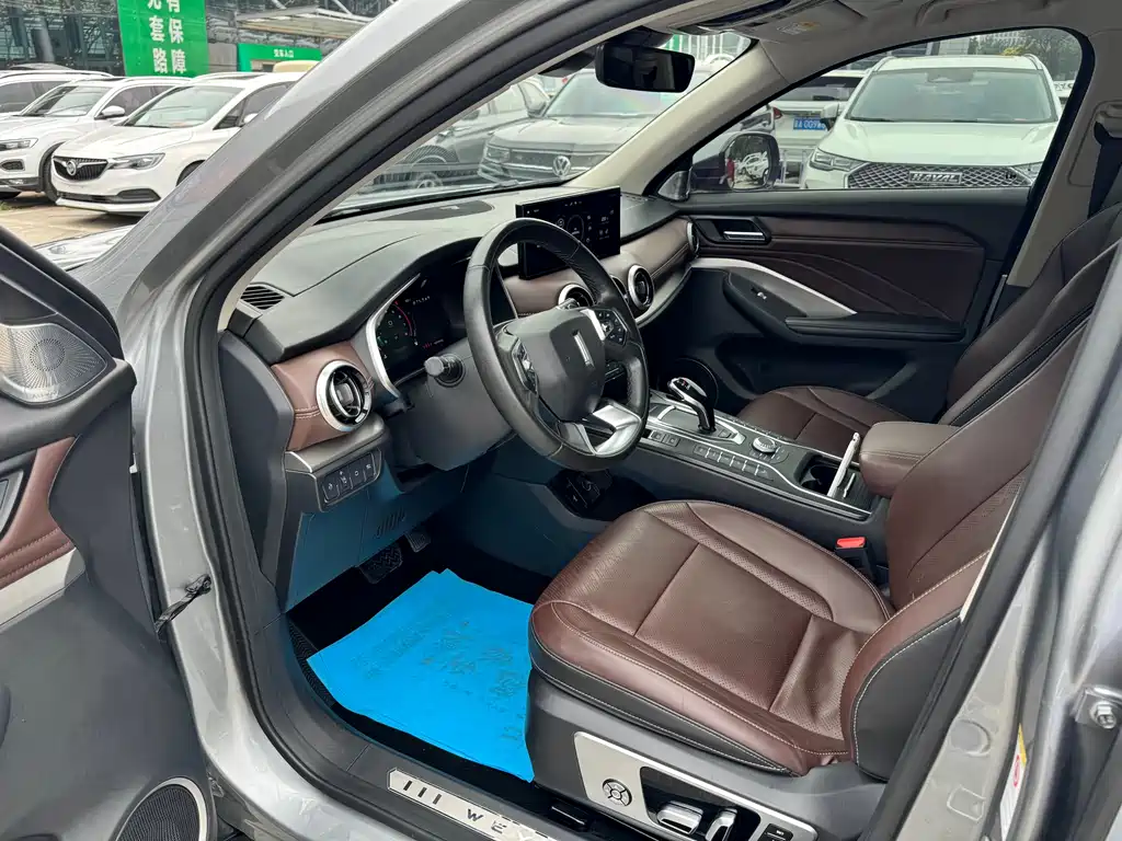 WEY VV6 2.0 T 2 WD Smart Enjoyment +