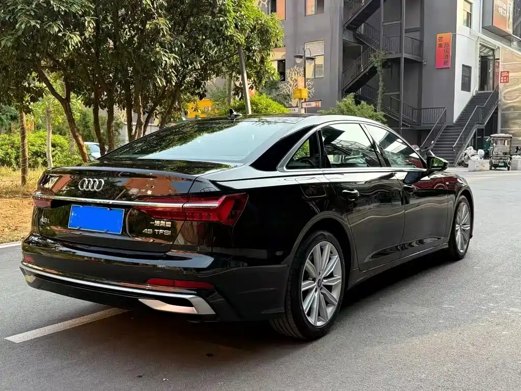 Audi A6 L 45 TFSI Select Dynamic