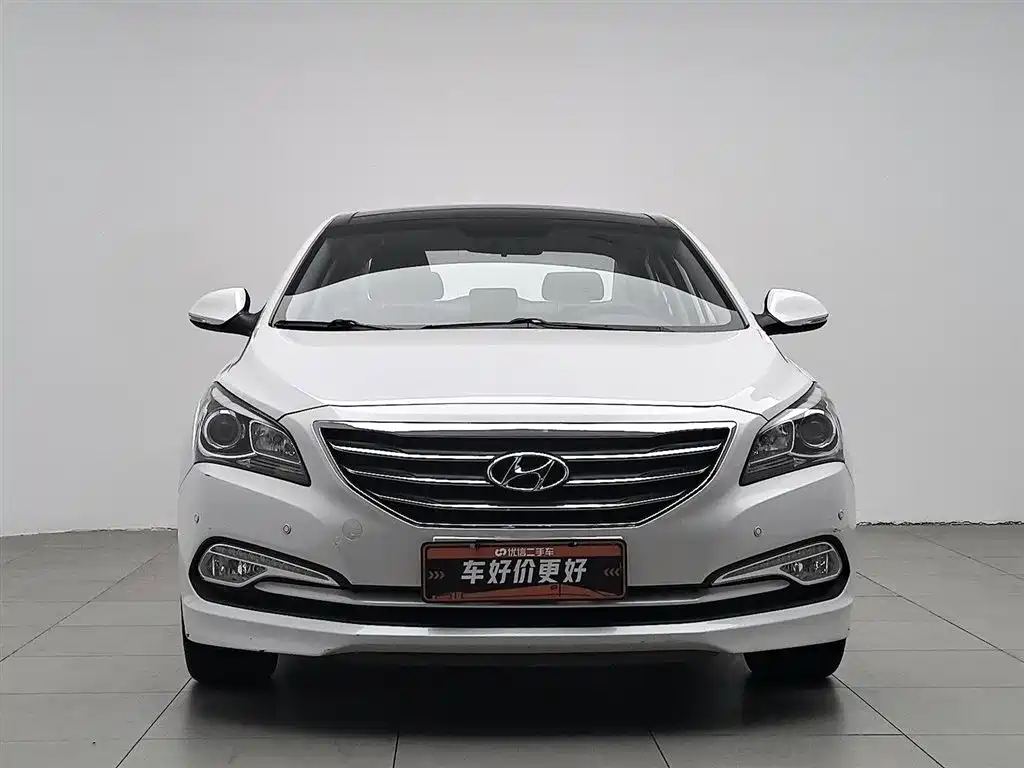 Mistra 1.8 L Auto Distinguished DLX