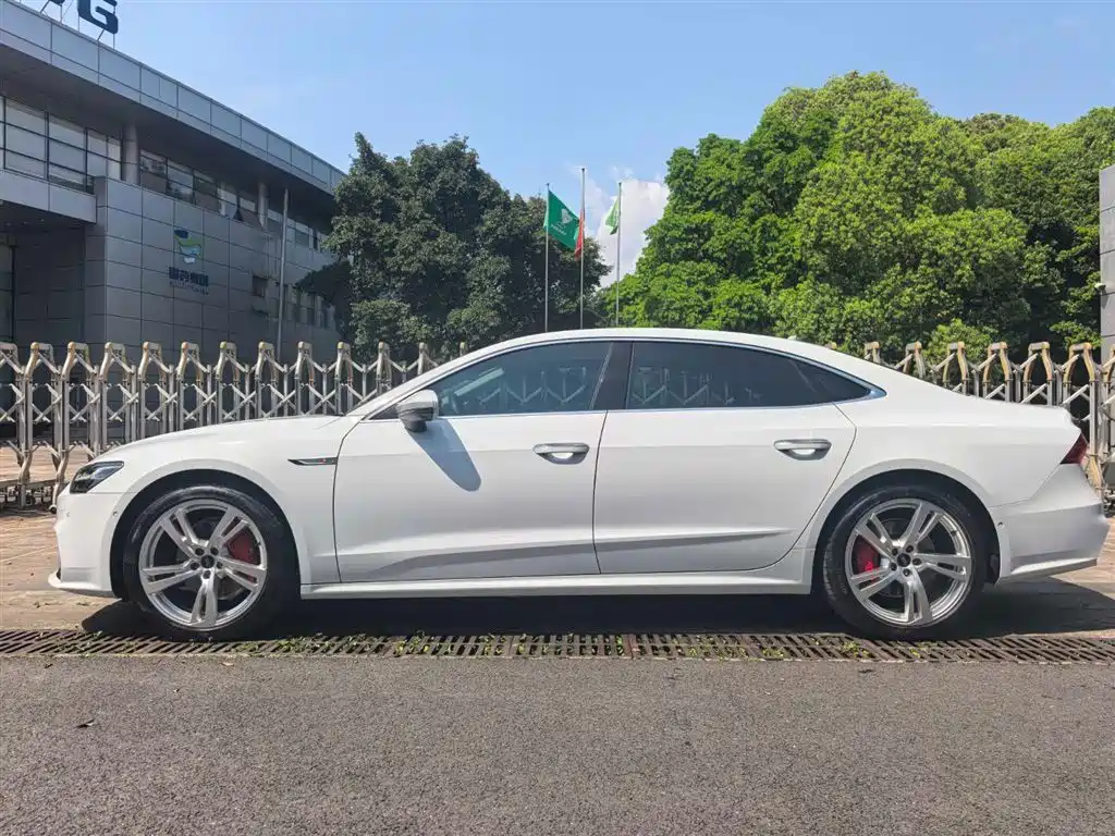 Audi A7 L 45 TFSI quattro S-line Far Sight Crystal Flow Package
