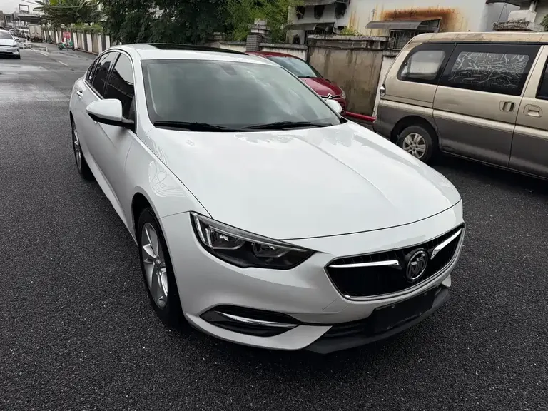 Buick Regal 20 T Elite