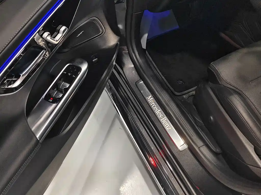 Mercedes-Benz C-Class C 260 L Sport