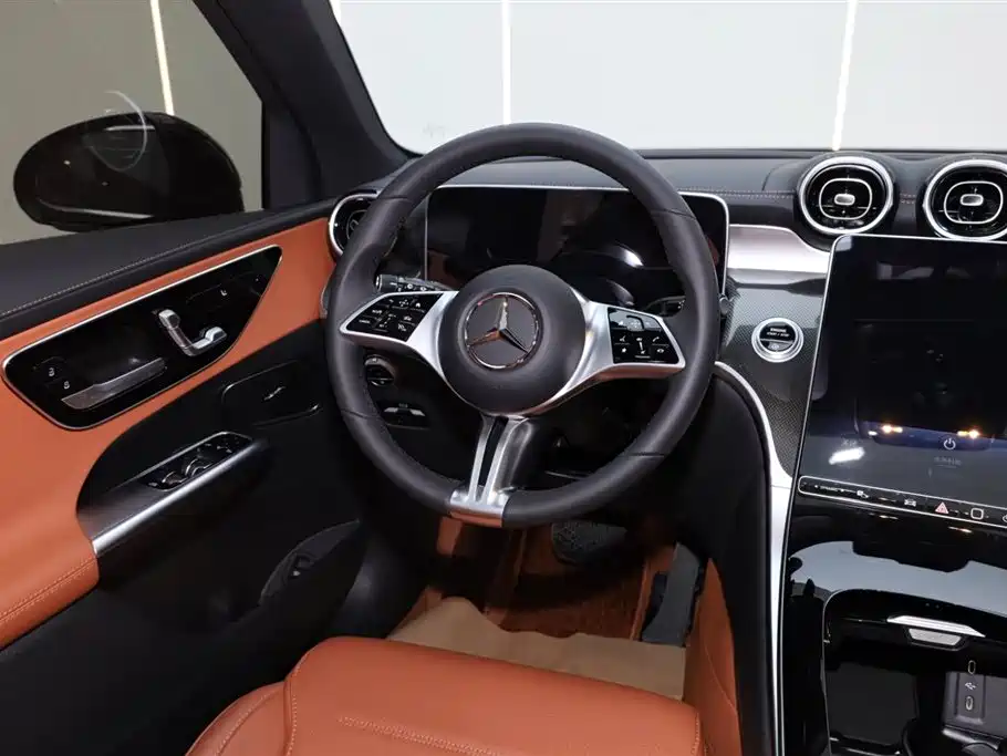 Mercedes-Benz GLC Facelift GLC 260 L 4 MATIC Dynamic
