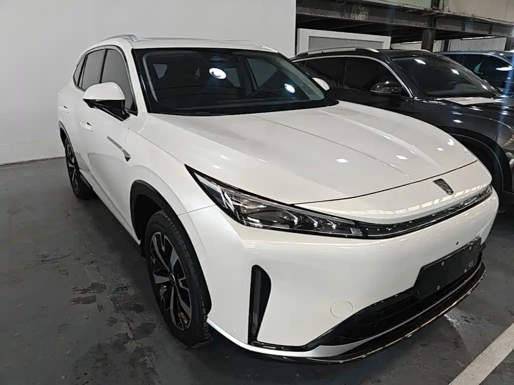Roewe D5 X DMH 荣威D5 X DMH 2024款 135科技版