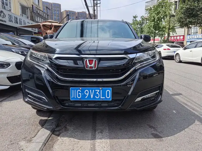 Honda UR-V 370 TURBO 2 WD Distinguished CN-V
