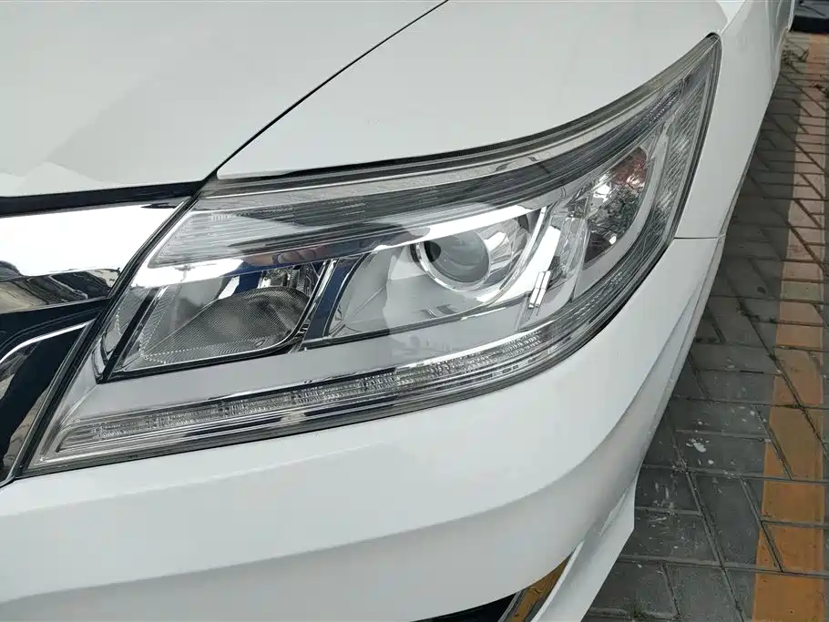 Crider 1.8 L Manual Luxury