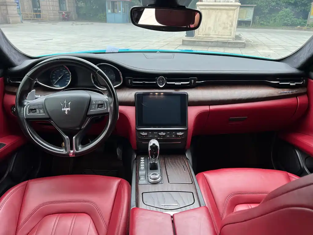 Quattroporte 3.0 T Standard