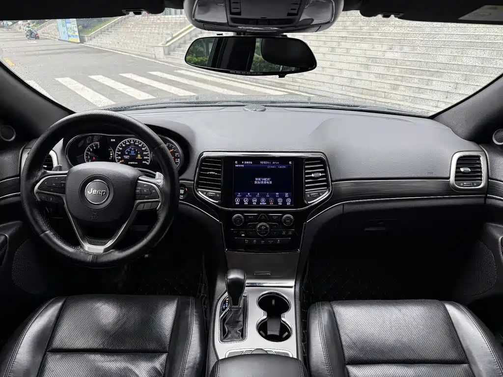 Grand Cherokee (Import) 3.0 L Elite Navigation