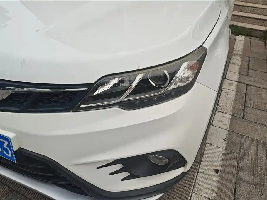 Soueast DX3 1.5 T CVT Distinguished