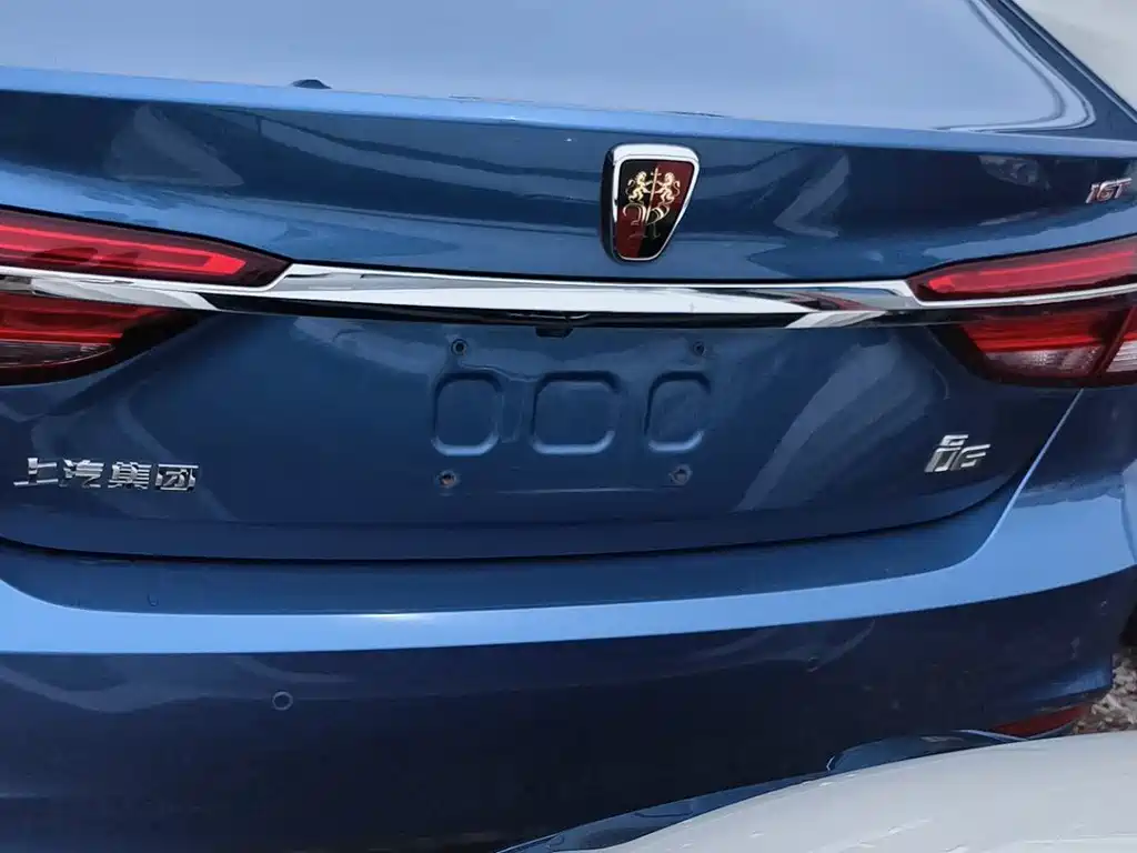Roewe i6 Classic 荣威i6经典 2017款 16 T 自动互联智享版