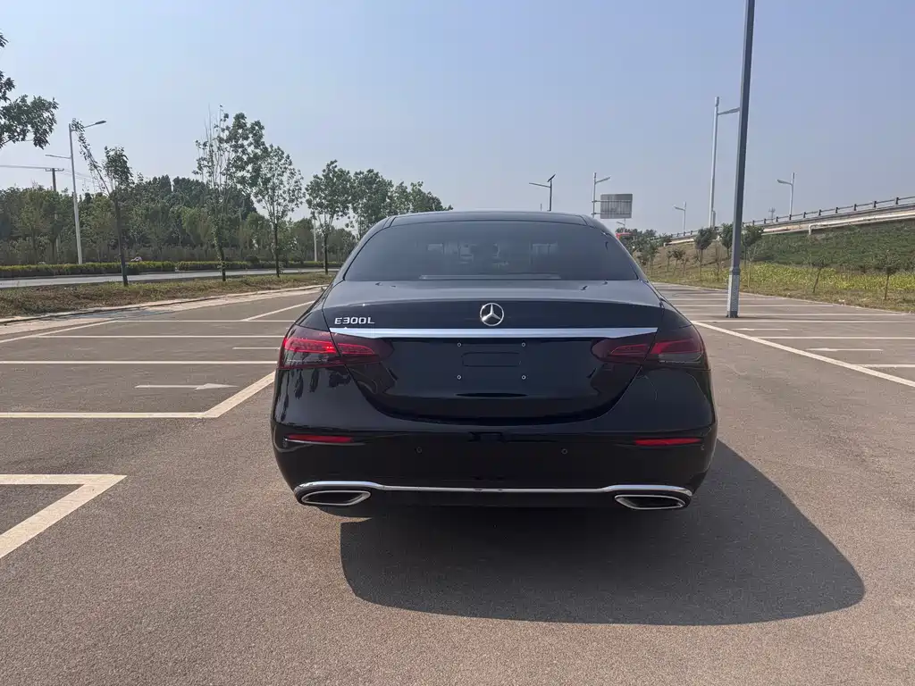 Mercedes-Benz E-Class E 300 L Fashion