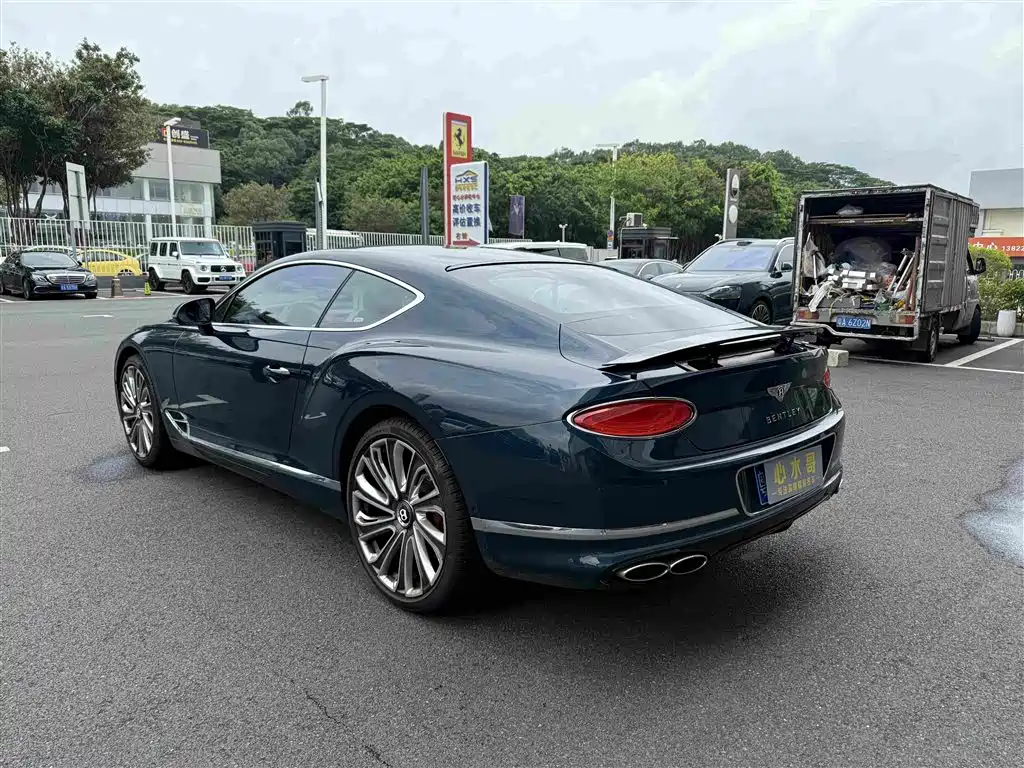 Continental GT 4.0 T GT V8