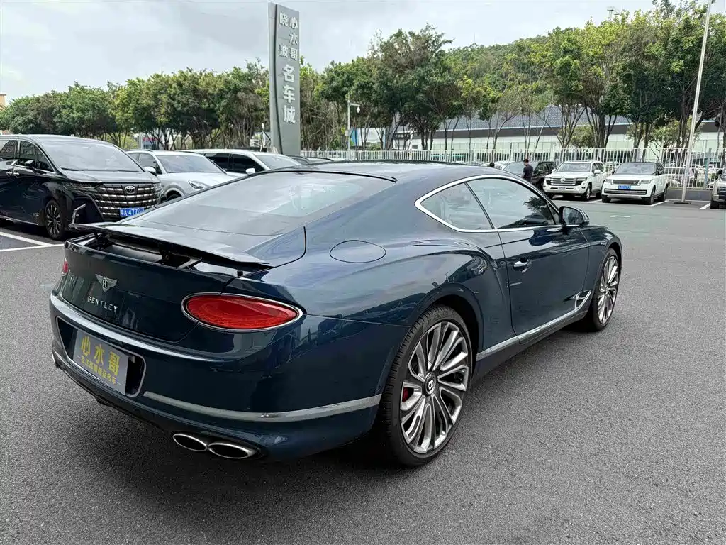 Continental GT 4.0 T GT V8