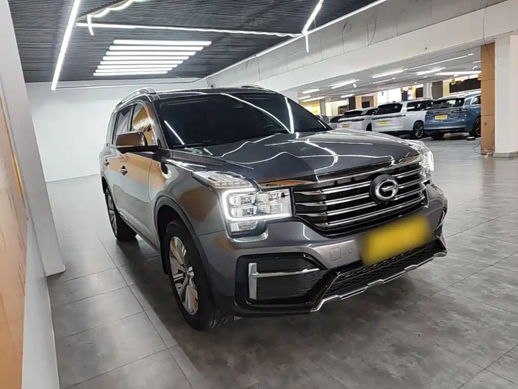 GAC Trumpchi GS8 390 T 2 WD Luxury Connected (7-seat)