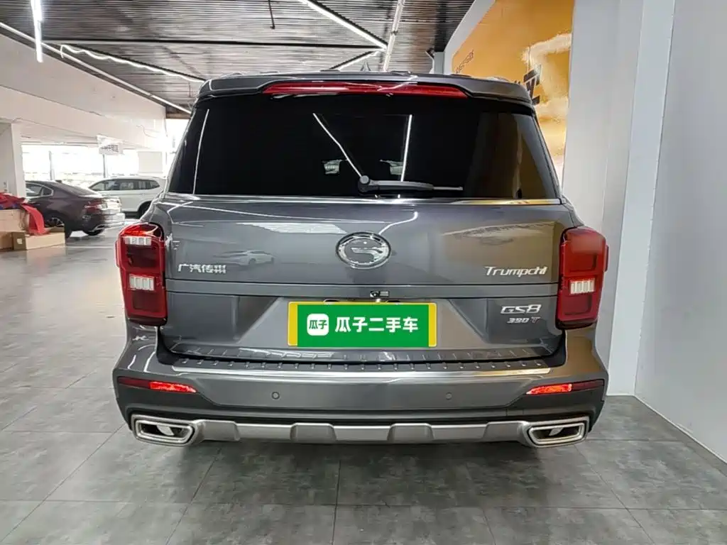 GAC Trumpchi GS8 390 T 2 WD Luxury Connected (7-seat)