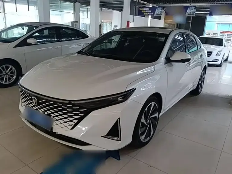 Changan Ruicheng PLUS 1.5 T DCT Leading Joy