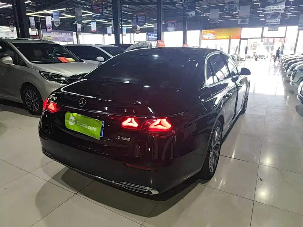 Mercedes-Benz E-Class E 300 L Fashion