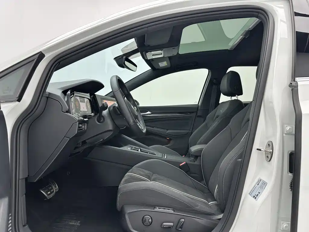Golf Facelift 280 TSI DSG R-Line Lite