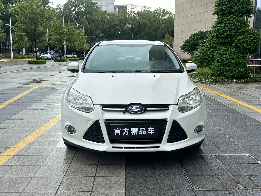 Focus Sedan 1.6 L Auto Style