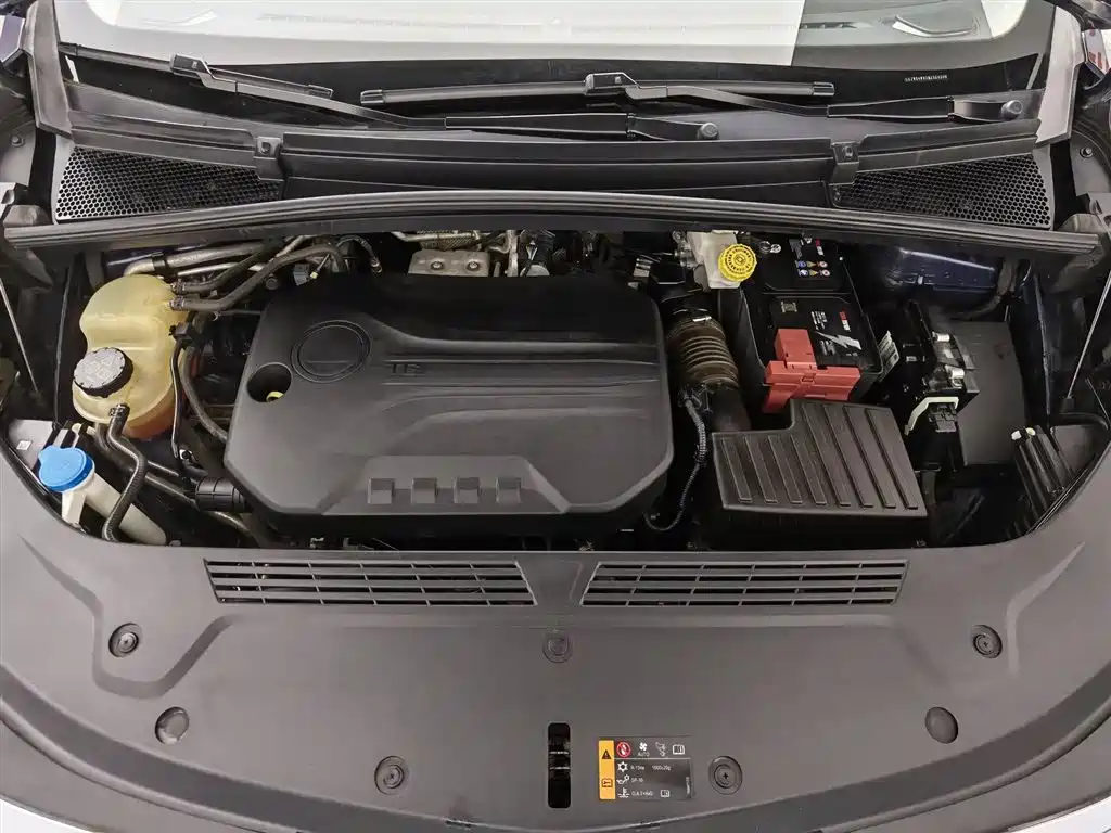 Roewe iMAX8 400 TGI