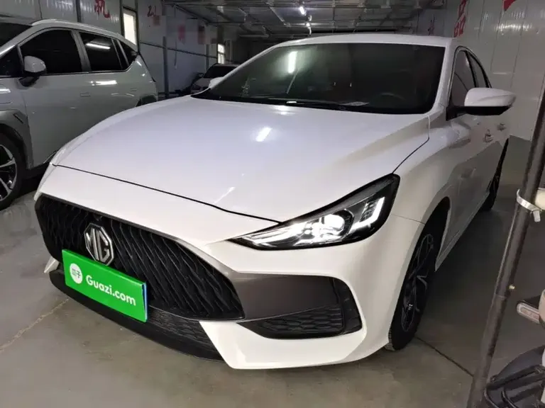 MG5 180 DVVT CVT Youth Luxury