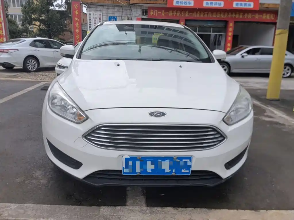 Focus Sedan Classic 1.6 L Auto Comfort Smart Travel