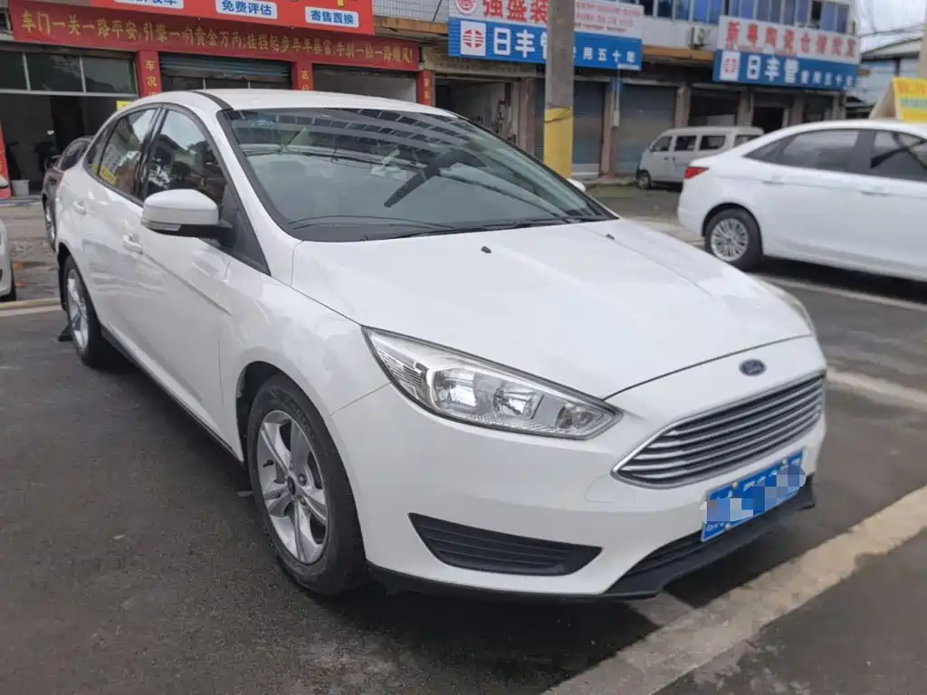 Focus Sedan Classic 1.6 L Auto Comfort Smart Travel