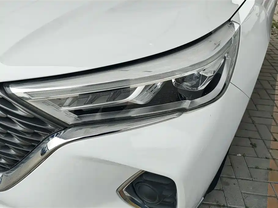 Haval M6 PLUS 1.5 T DCT Elite Connected