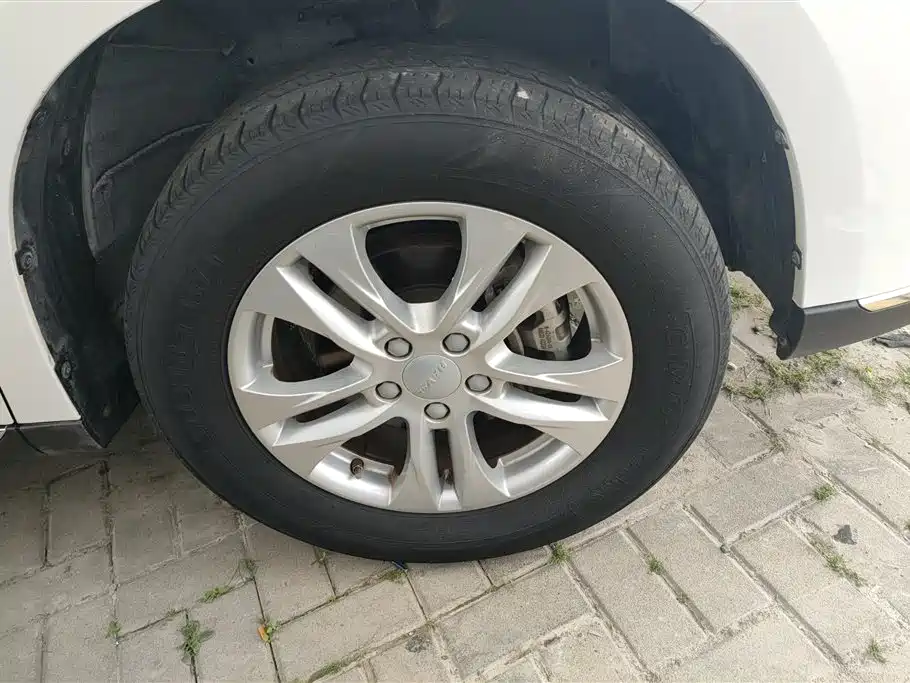 Haval M6 PLUS 1.5 T DCT Elite Connected