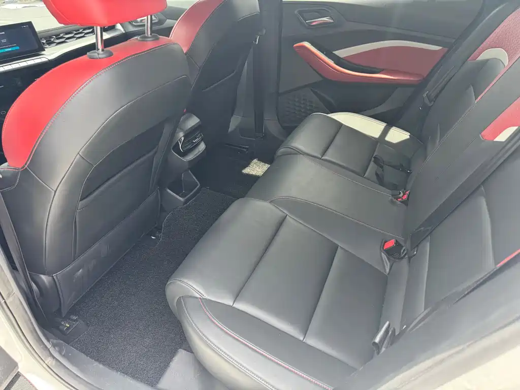 MG5 180 DVVT CVT Youth Style
