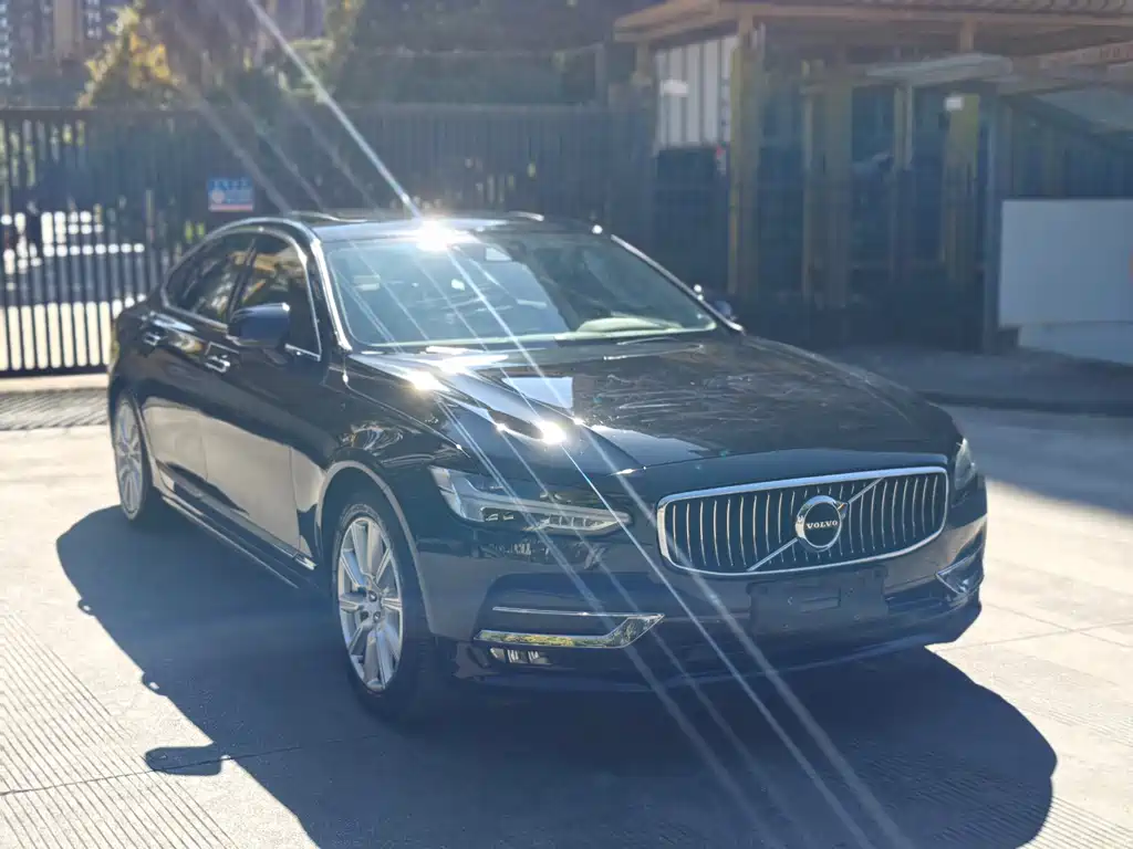 Volvo S90 T5 Smart Ease Luxury