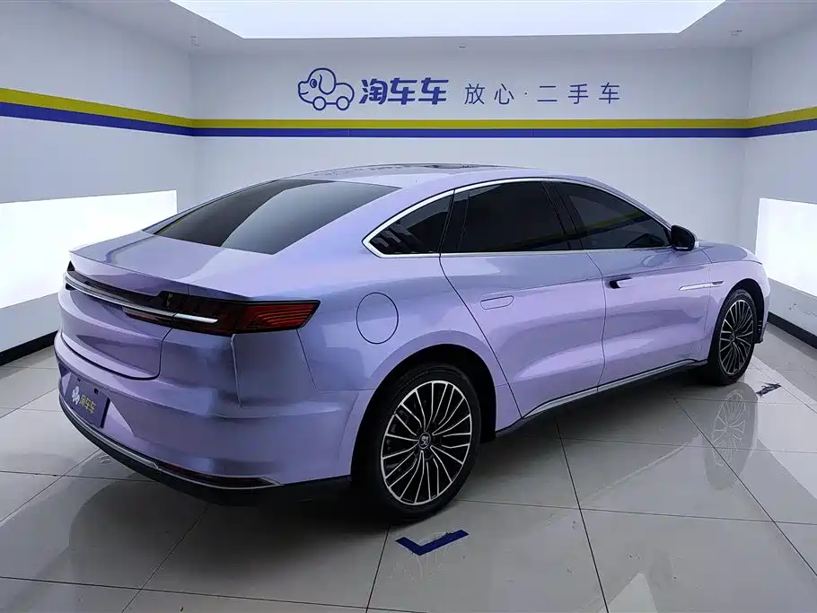 Han DM 4 WD Performance Luxury