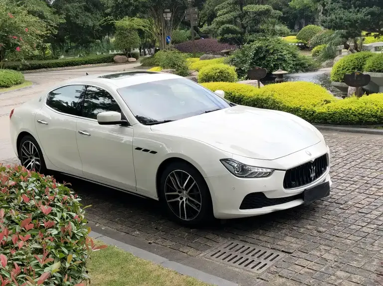 Maserati Ghibli 3.0 T Standard