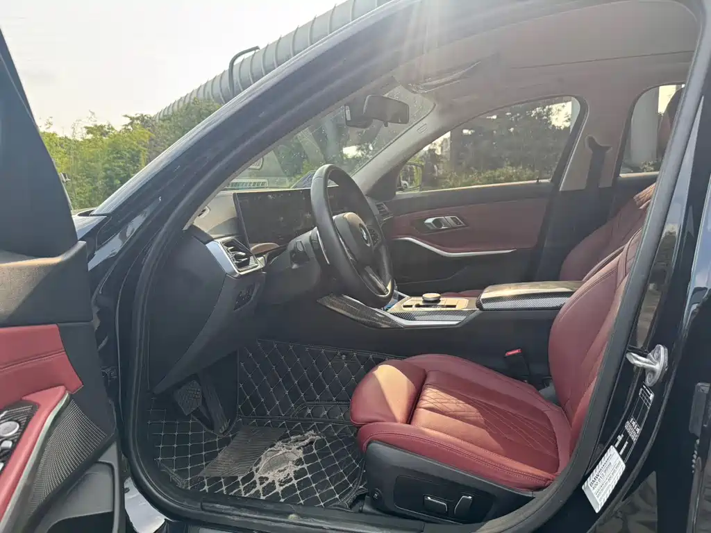 BMW 3 Series 320 Li M Sport Package