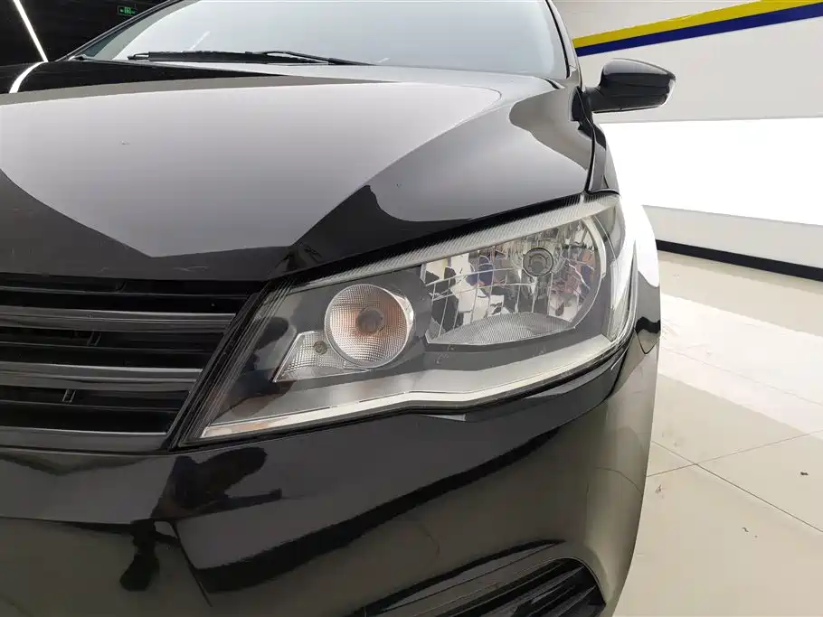 Jetta 1.4 L Manual Fashion