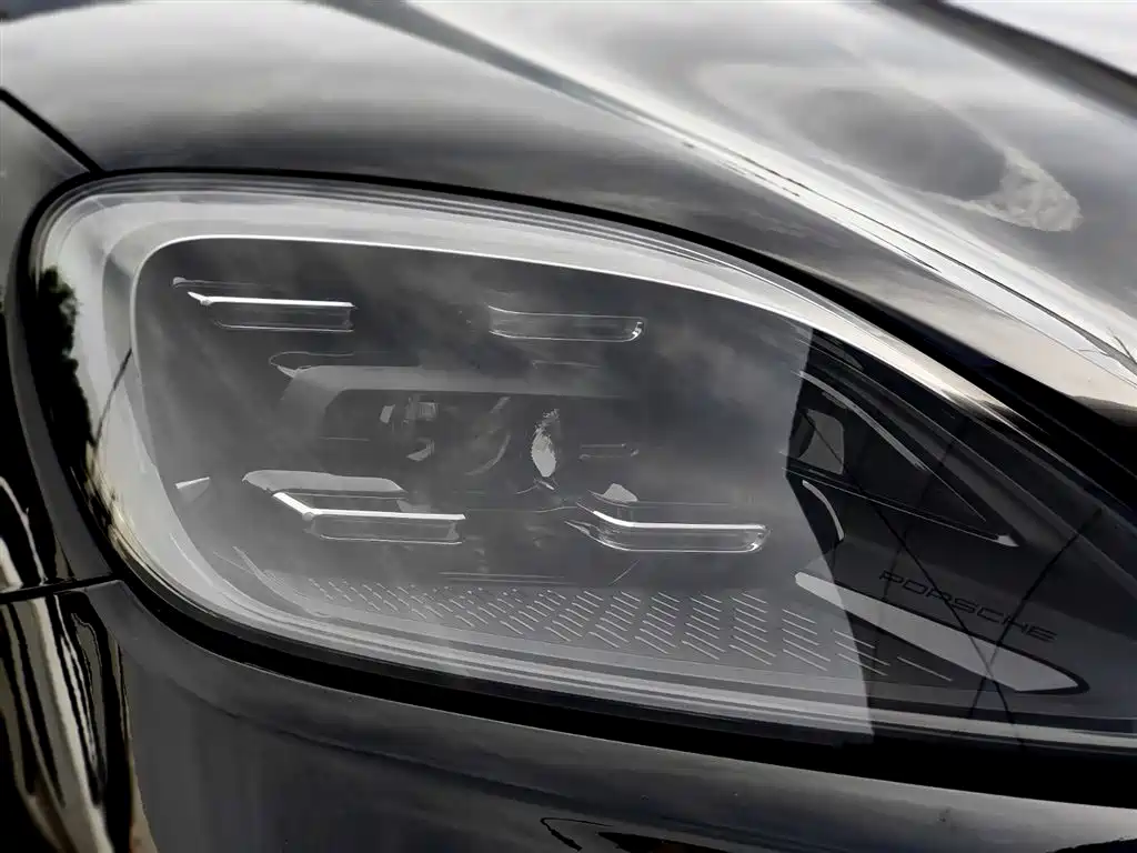 Cayenne NEV Cayenne E-Hybrid 2.0 T